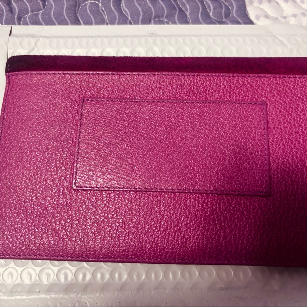Gucci Fuchsia Leather Wallet - Picture 3 of 9